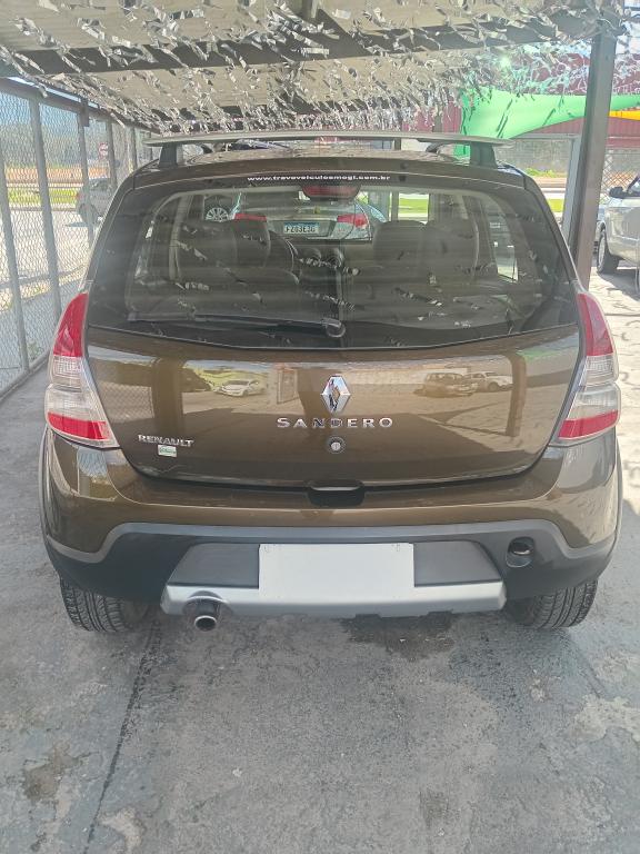 RENAULT Sandero - Foto