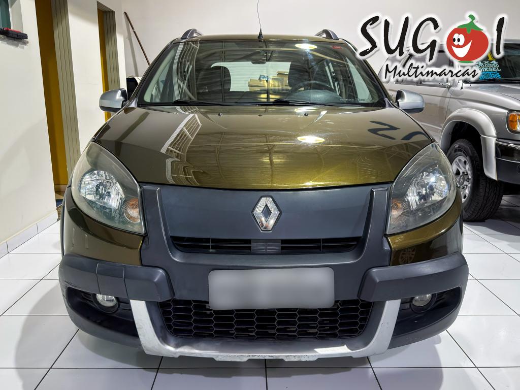 RENAULT Sandero - Foto