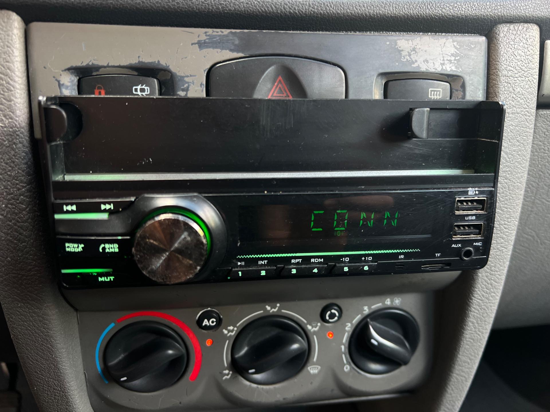 RENAULT Symbol - Foto