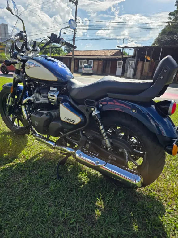 ROYAL ENFIELD Super Meteor 650 - Foto