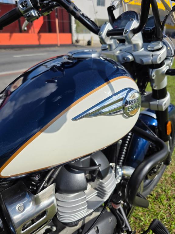 ROYAL ENFIELD Super Meteor 650 - Foto