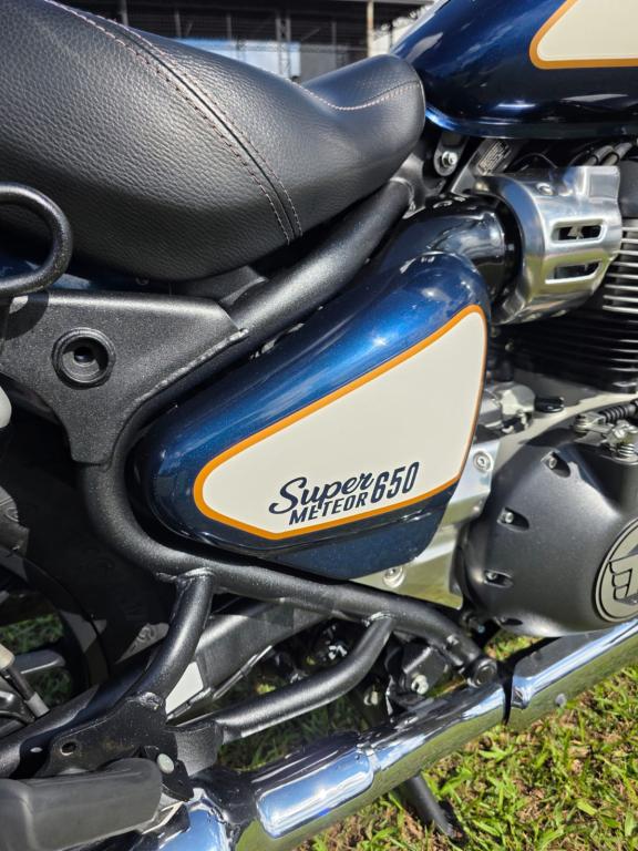 ROYAL ENFIELD Super Meteor 650 - Foto