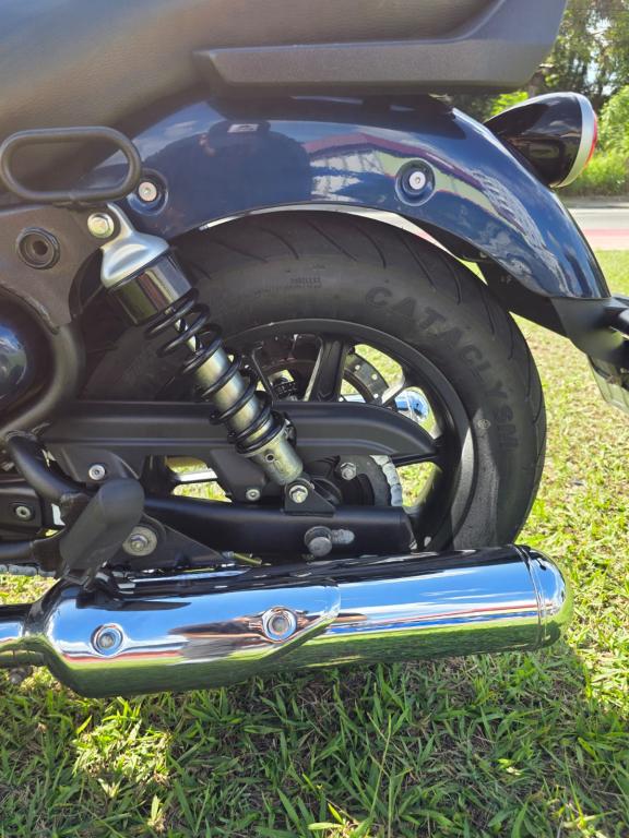 ROYAL ENFIELD Super Meteor 650 - Foto