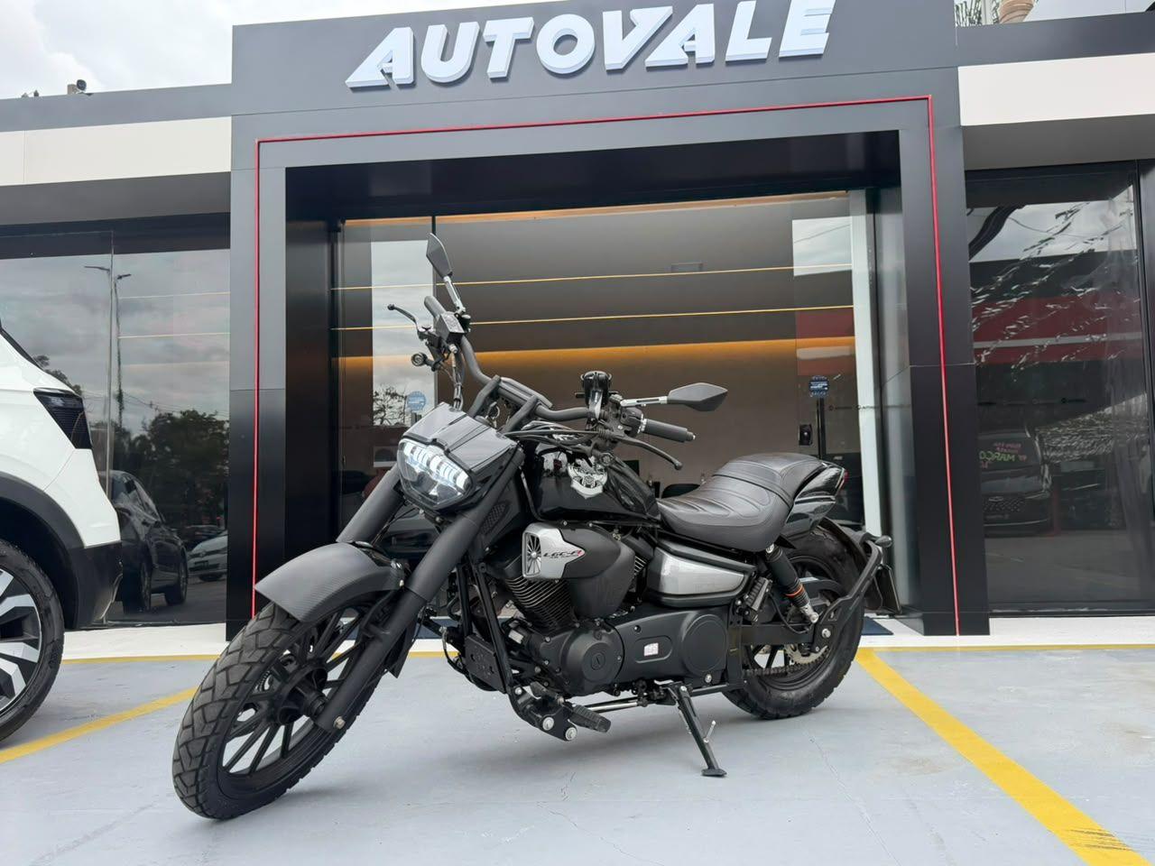 SHINERAY XY 250-4 - Foto