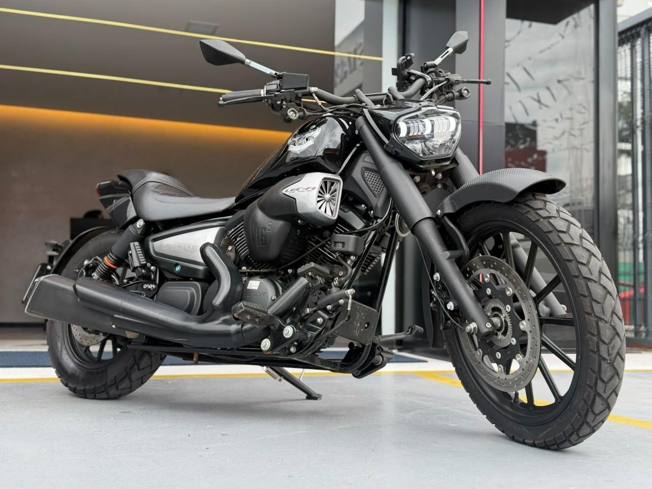 SHINERAY XY 250-4 - Foto