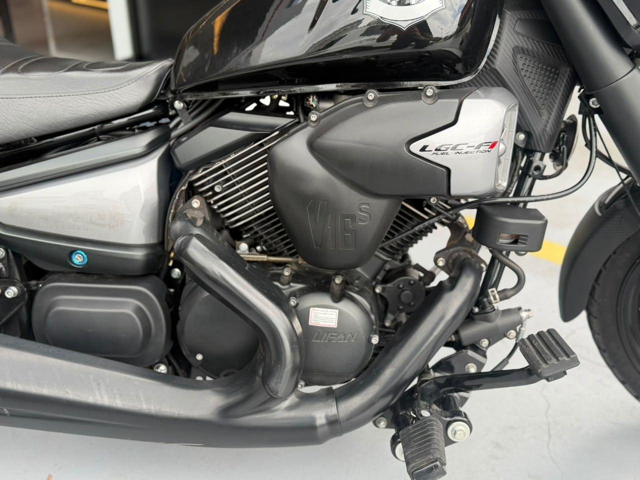 SHINERAY XY 250-4 - Foto