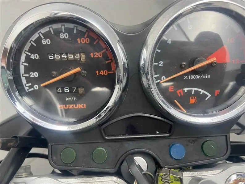 SUZUKI Yes 125 - Foto