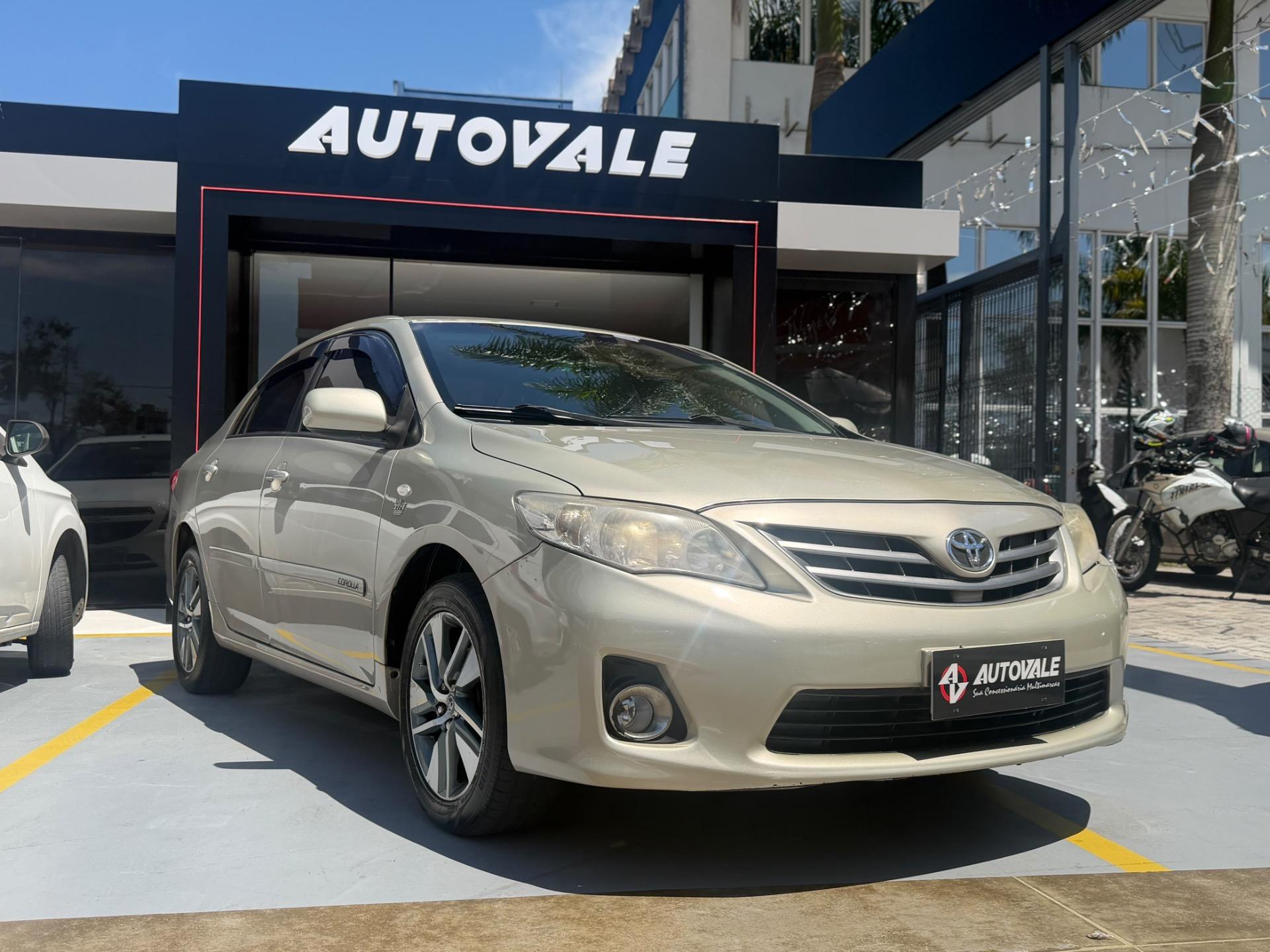 TOYOTA Corolla - Foto