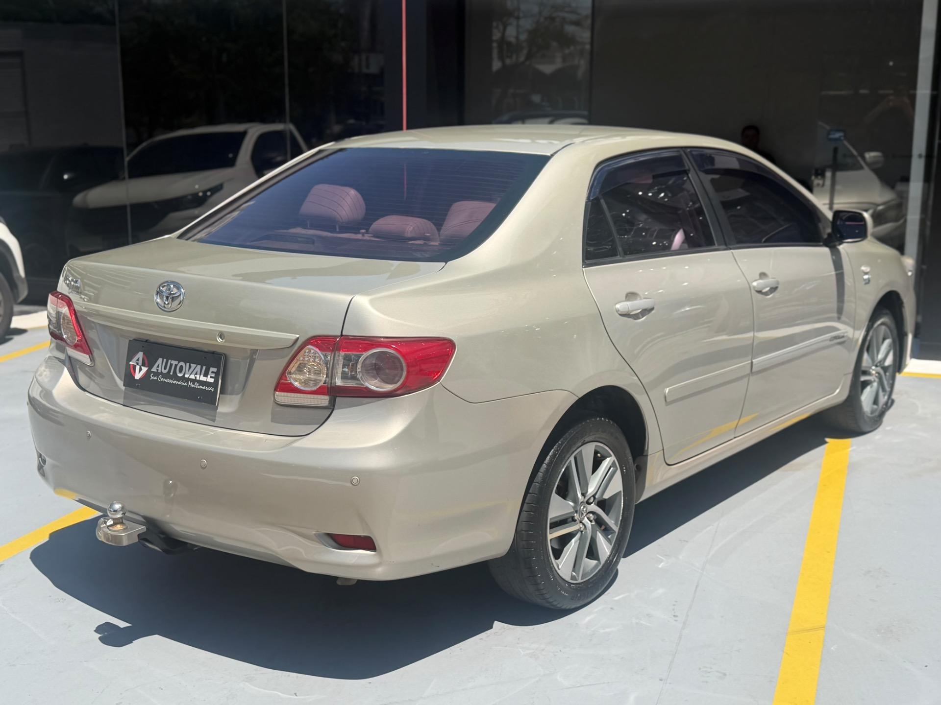 TOYOTA Corolla - Foto