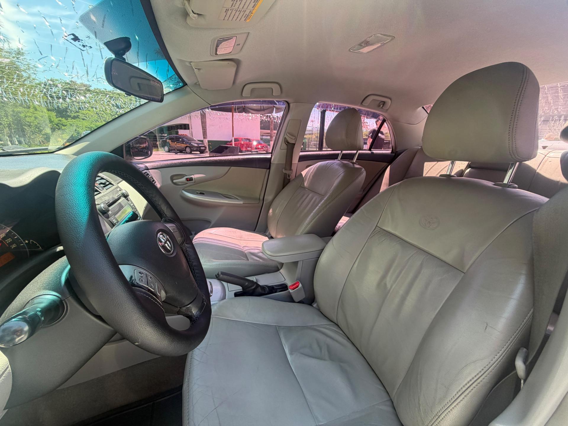 TOYOTA Corolla - Foto