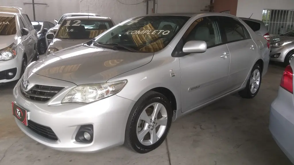 TOYOTA Corolla - Foto