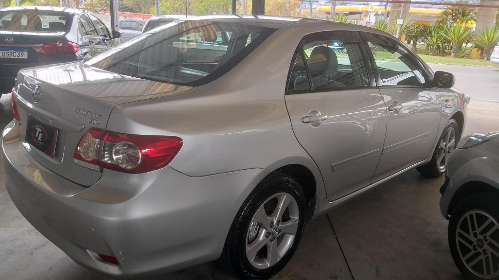 TOYOTA Corolla - Foto