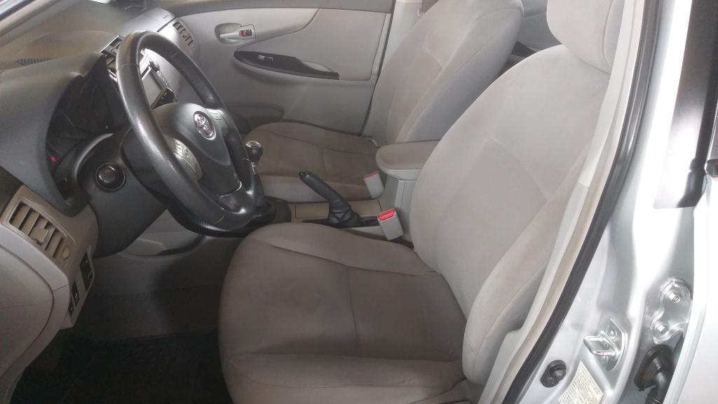 TOYOTA Corolla - Foto