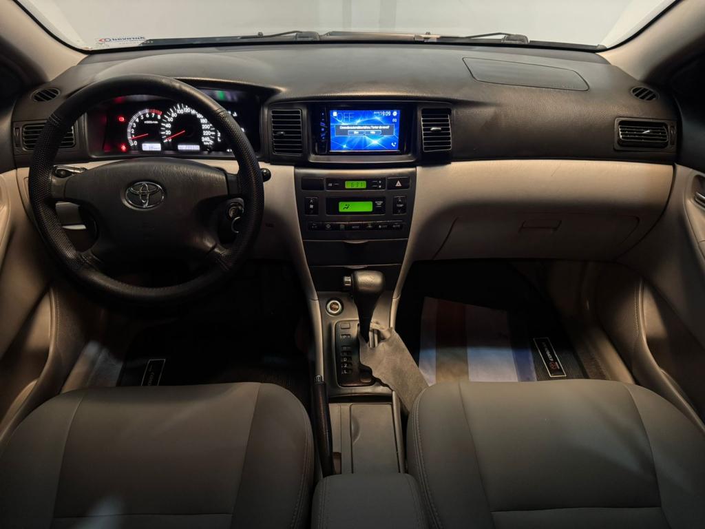 TOYOTA Corolla - Foto