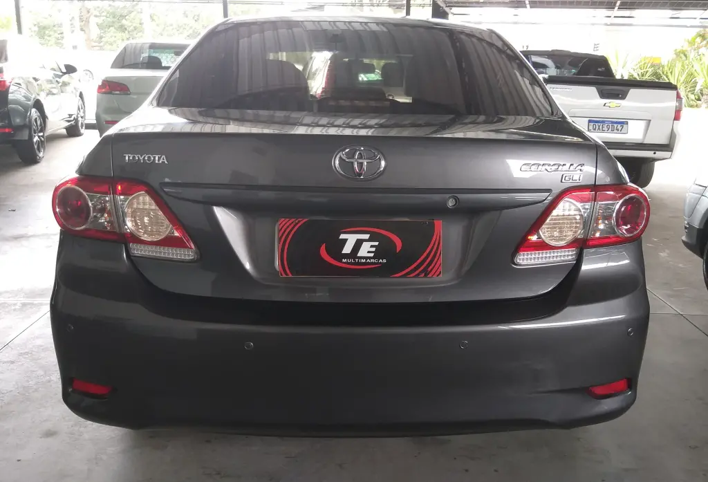 TOYOTA Corolla - Foto