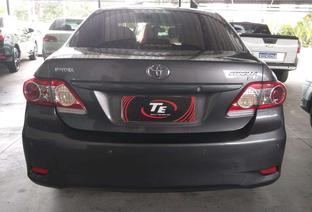 TOYOTA Corolla - Foto