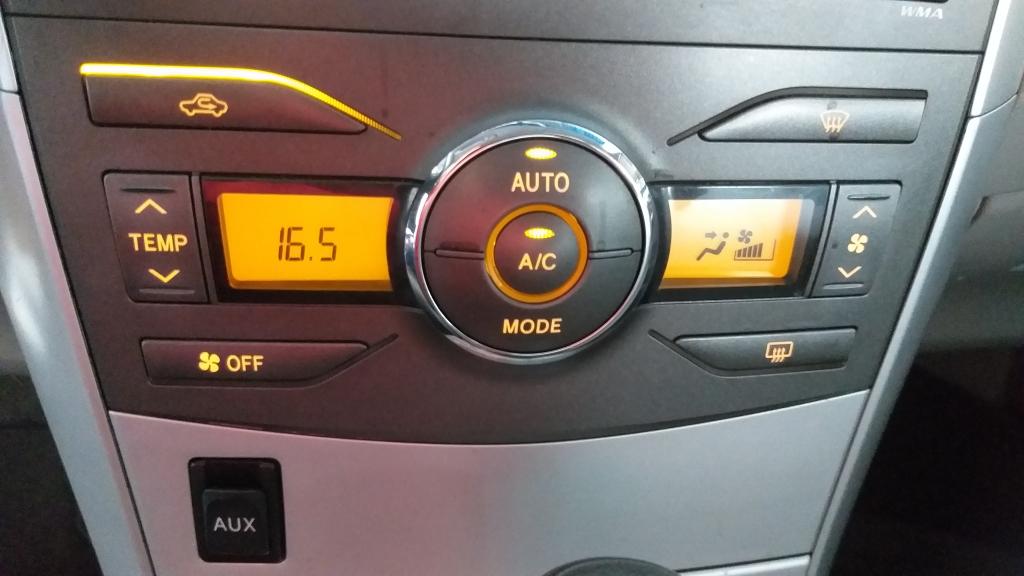 TOYOTA Corolla - Foto