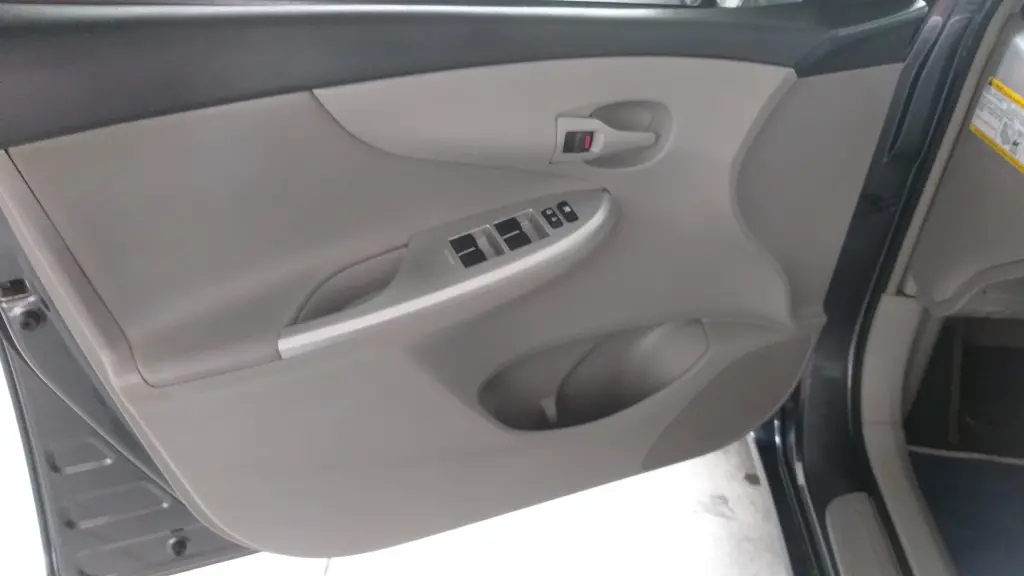 TOYOTA Corolla - Foto