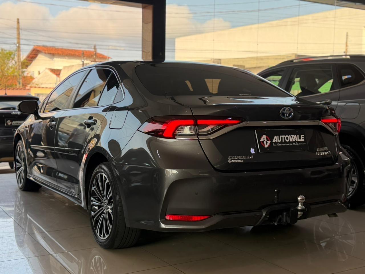 TOYOTA Corolla - Foto