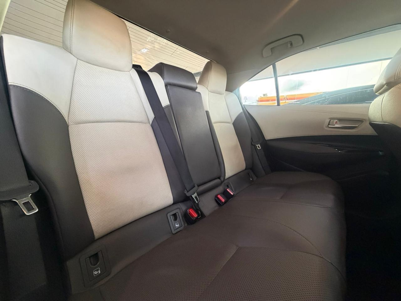 TOYOTA Corolla - Foto