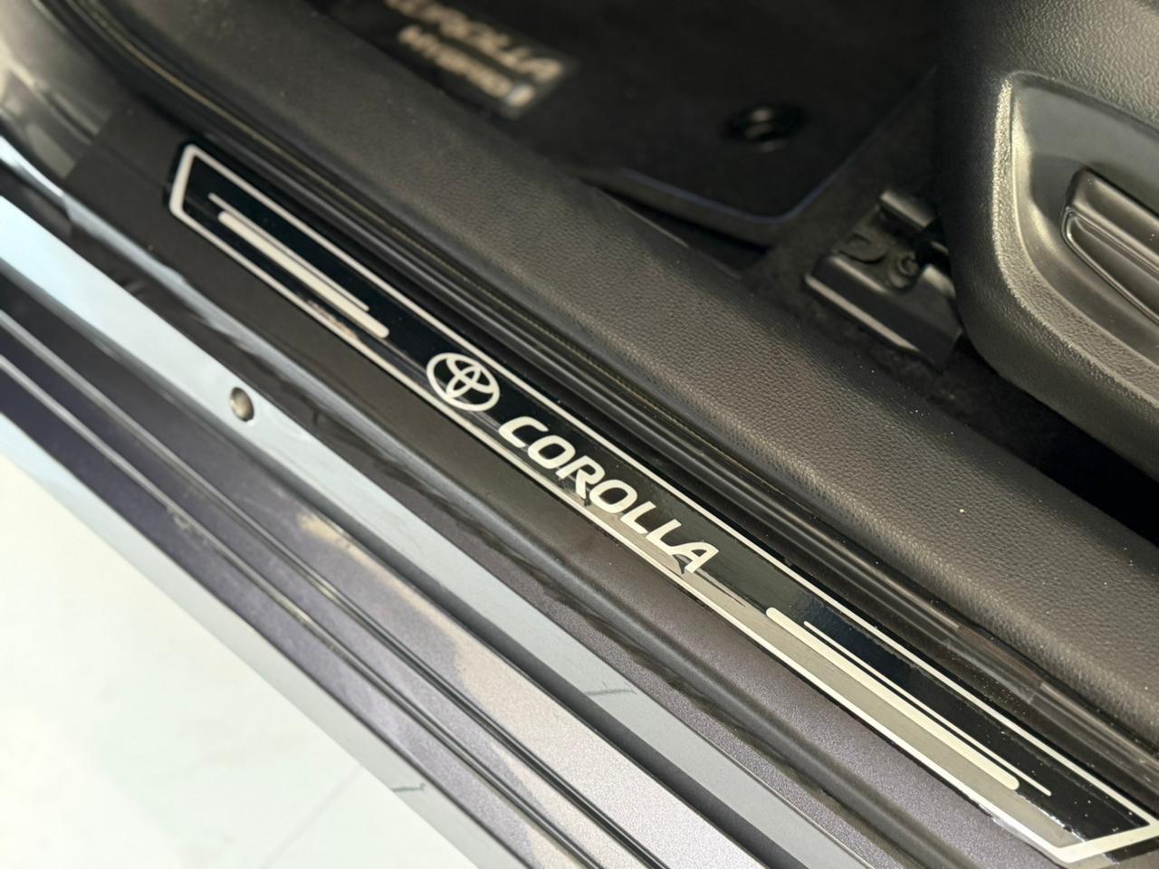 TOYOTA Corolla - Foto