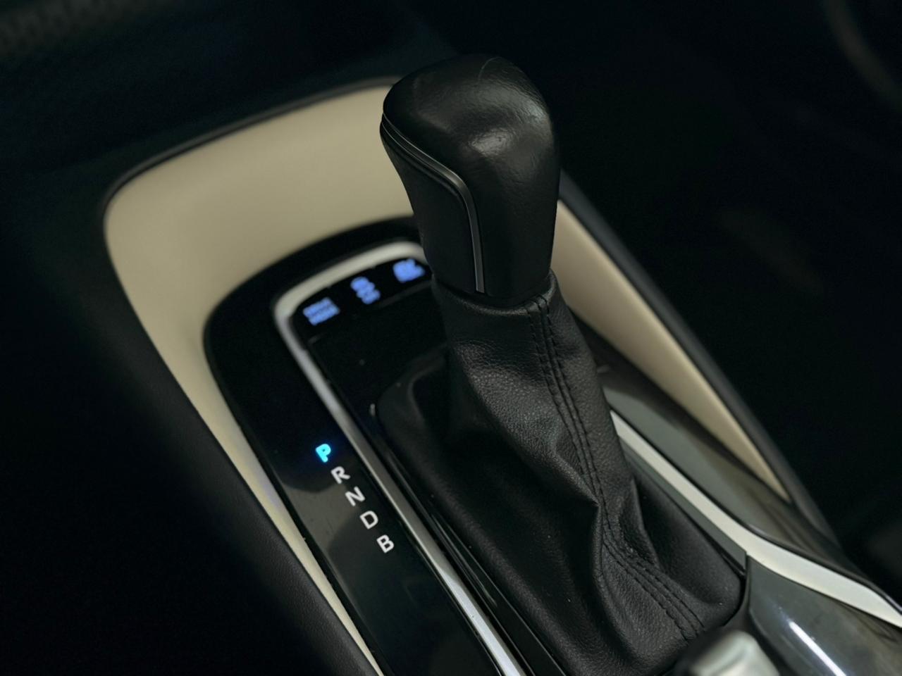 TOYOTA Corolla - Foto