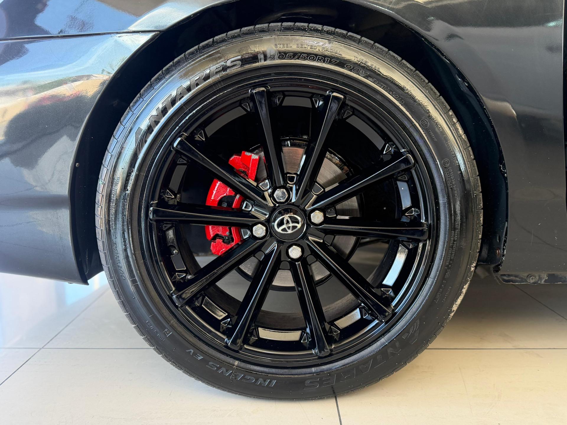 TOYOTA Corolla - Foto