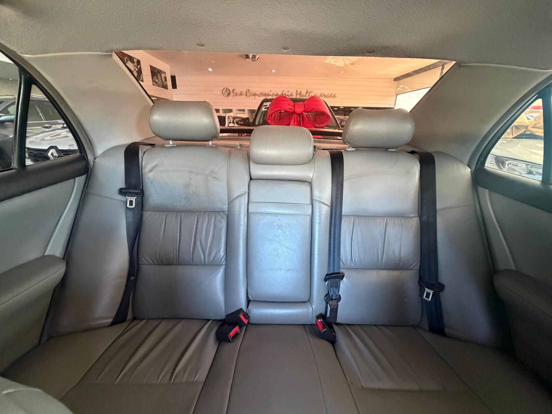 TOYOTA Corolla - Foto