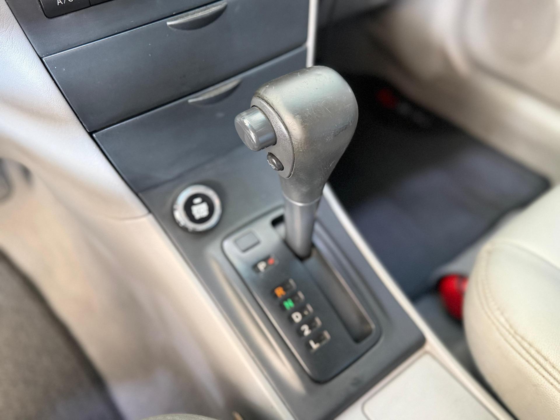 TOYOTA Corolla - Foto