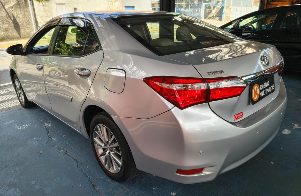 TOYOTA Corolla - Foto