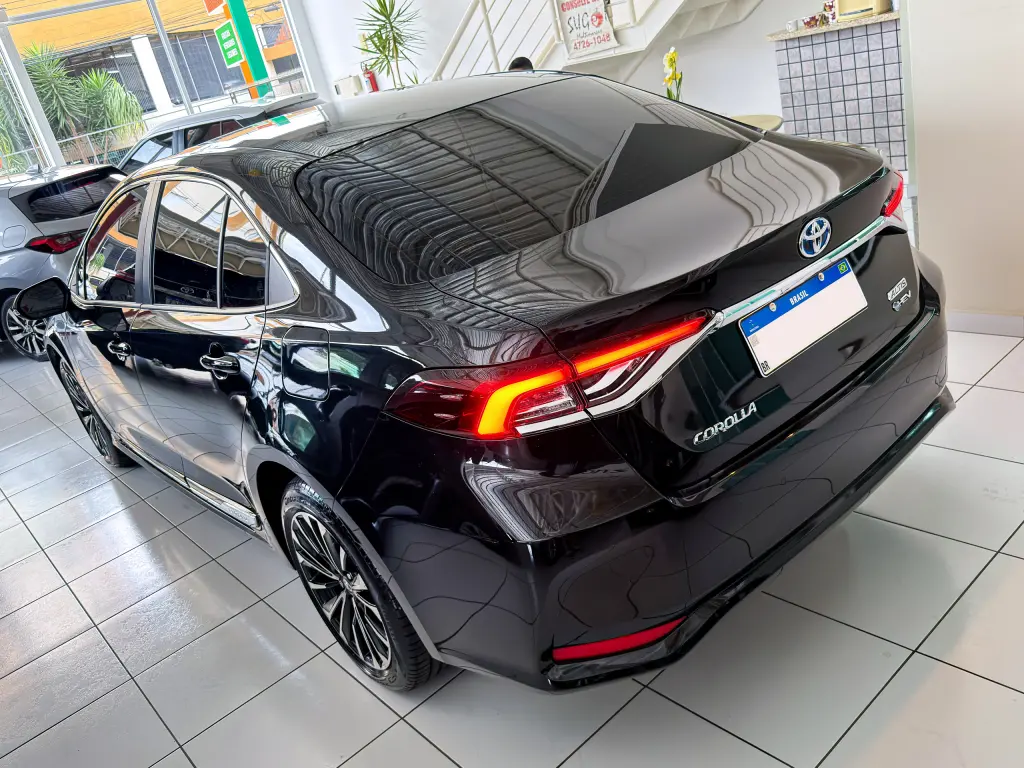 TOYOTA Corolla - Foto