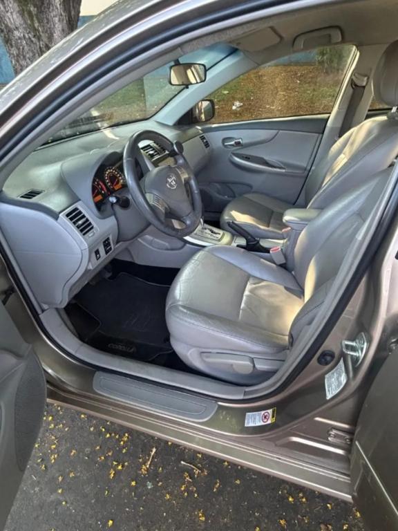 TOYOTA Corolla - Foto