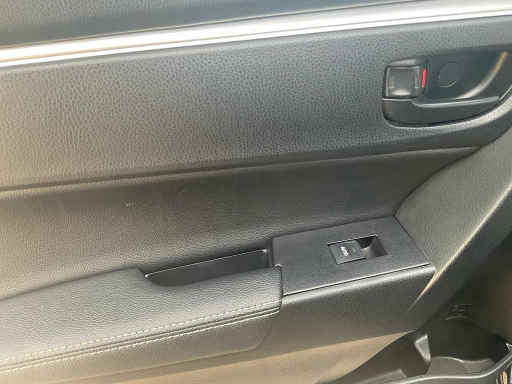 TOYOTA Corolla - Miniatura