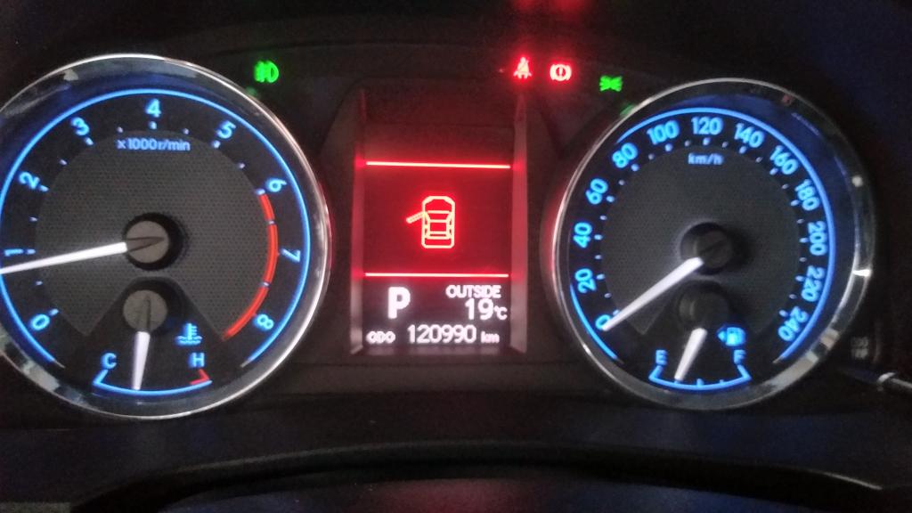 TOYOTA Corolla - Foto