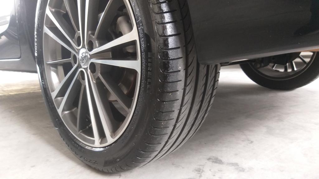 TOYOTA Corolla - Foto