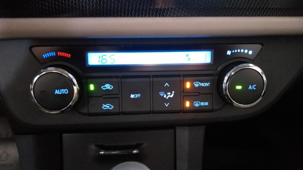 TOYOTA Corolla - Foto