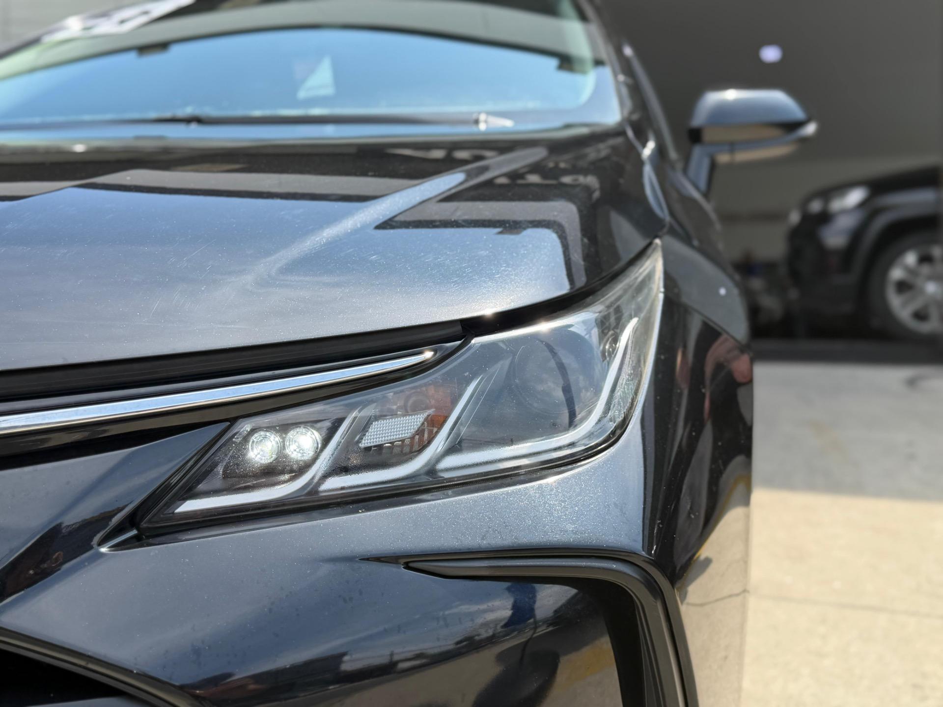 TOYOTA Corolla - Foto