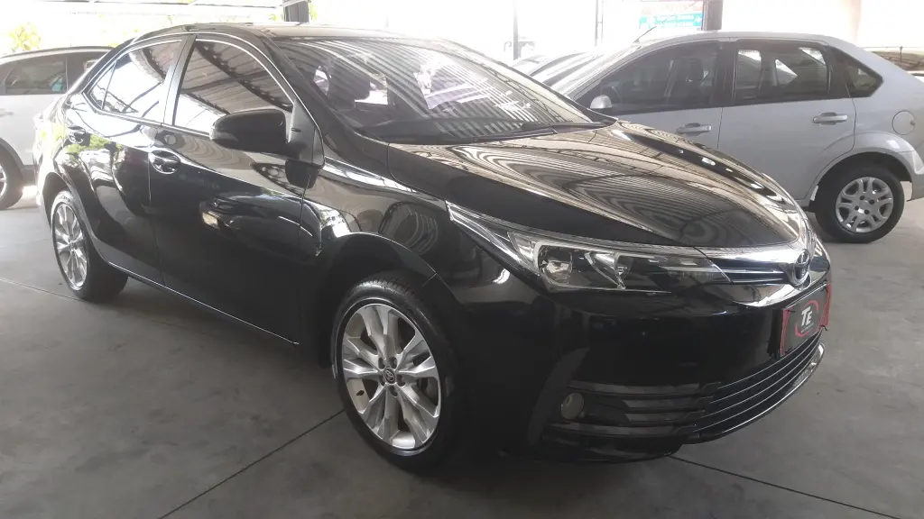 TOYOTA Corolla - Foto