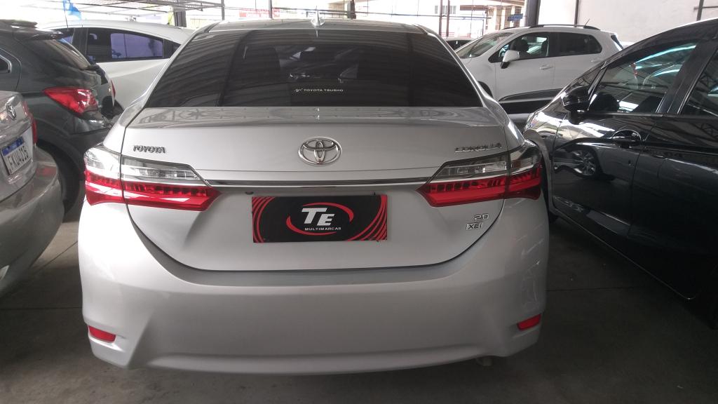 TOYOTA Corolla - Foto