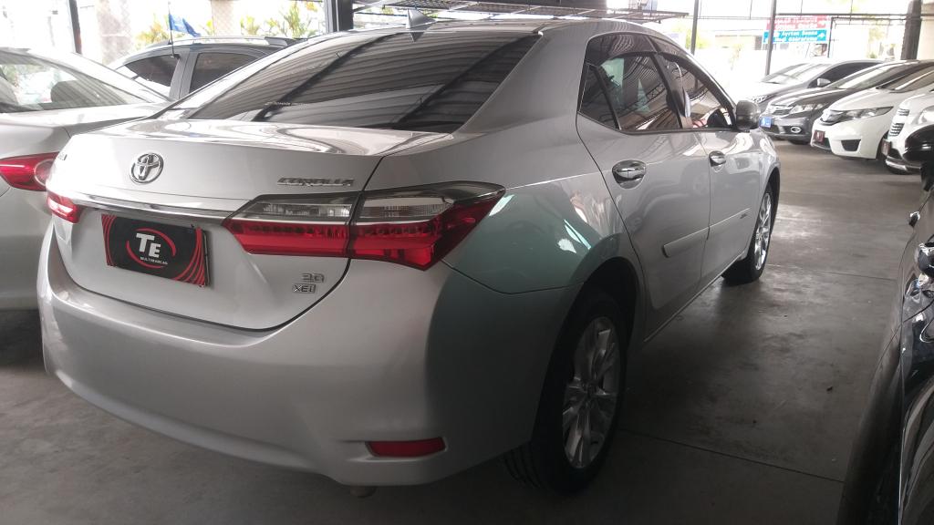 TOYOTA Corolla - Foto