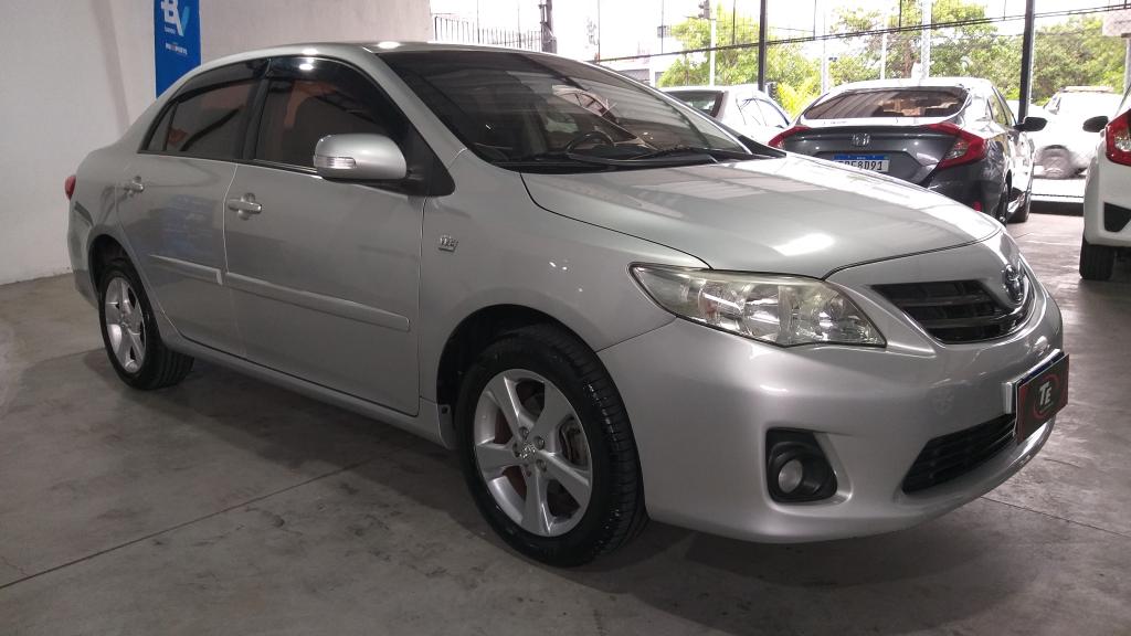 TOYOTA Corolla - Foto