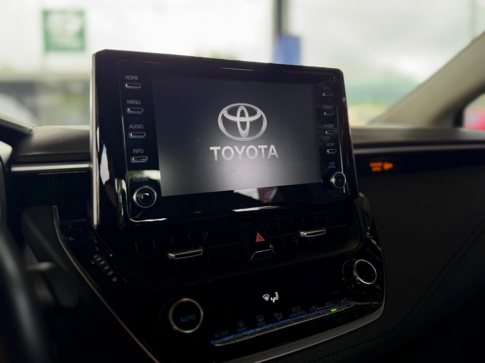 TOYOTA Corolla - Foto