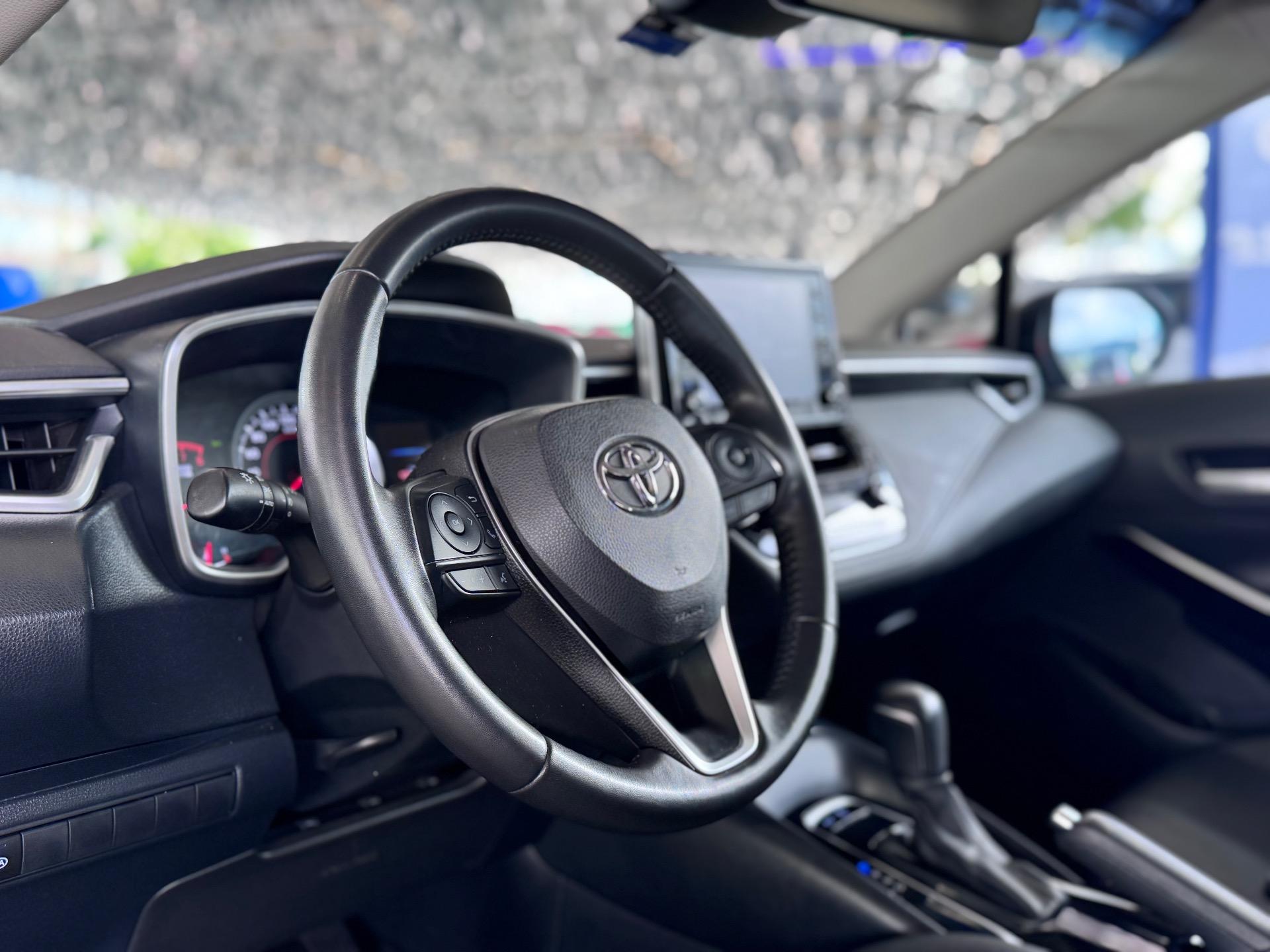 TOYOTA Corolla - Foto