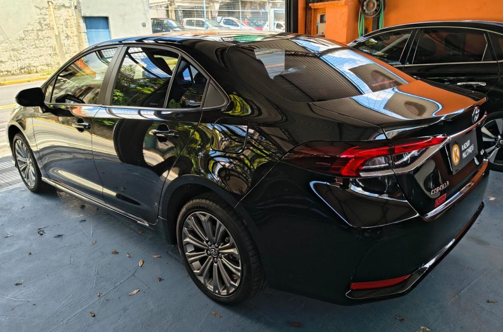 TOYOTA Corolla - Foto