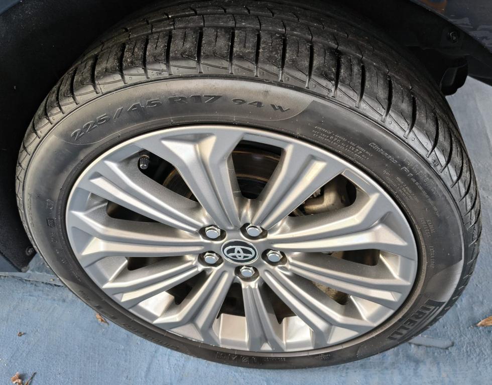 TOYOTA Corolla - Foto