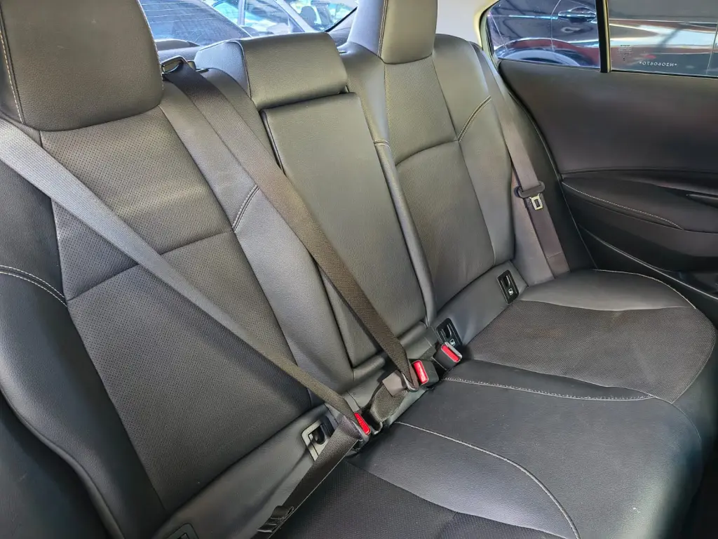 TOYOTA Corolla - Foto