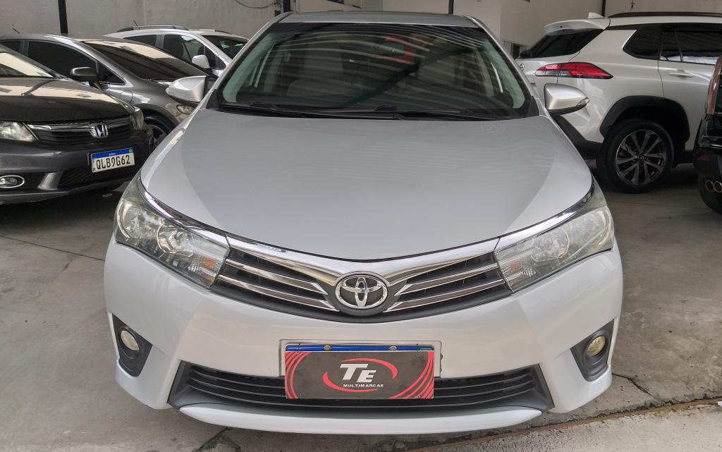 TOYOTA Corolla - Foto