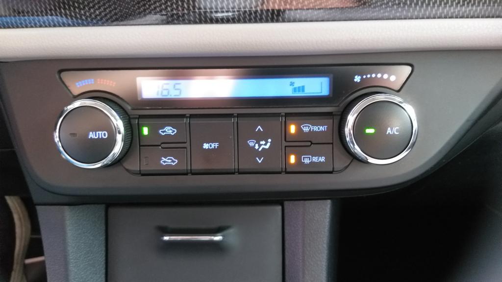 TOYOTA Corolla - Foto