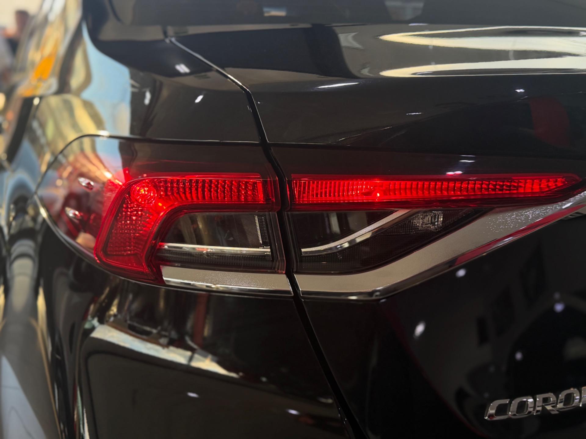 TOYOTA Corolla - Foto