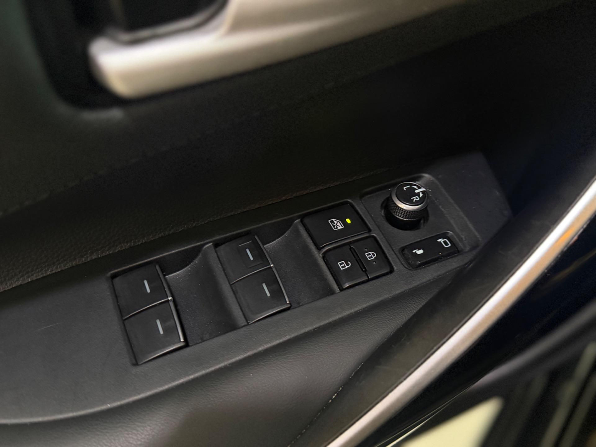 TOYOTA Corolla - Foto